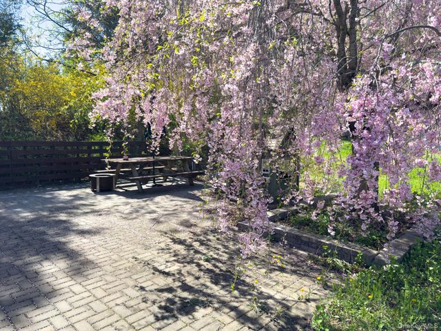 79 Hornbeck Road, Poughkeepsie, NY 12603