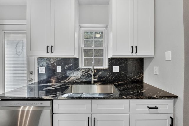 177 Merlin Way, Euless, TX 76039