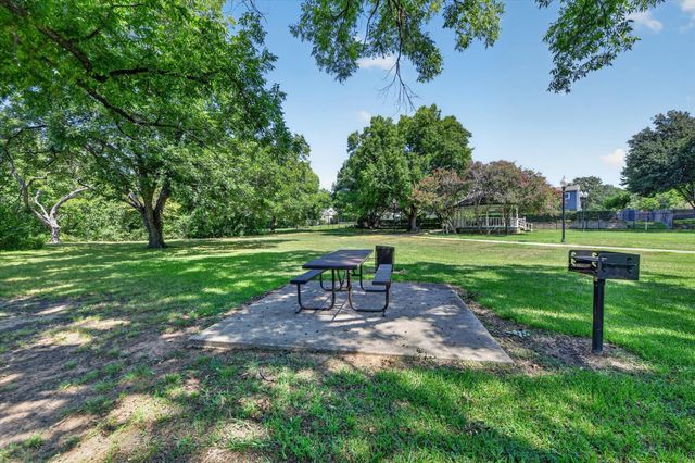 177 Merlin Way, Euless, TX 76039