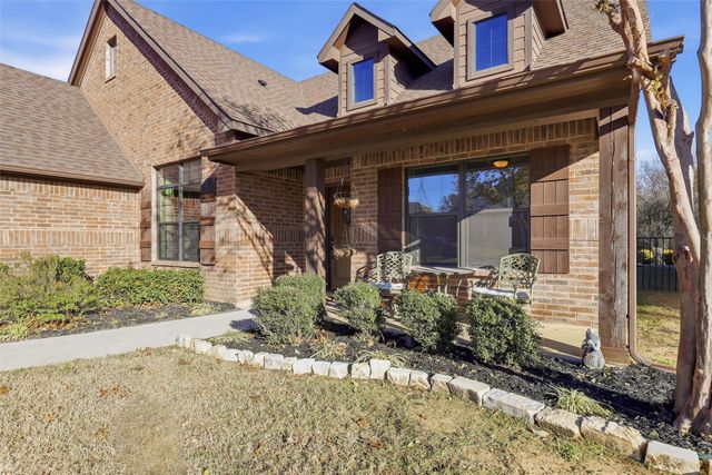 3121 Shoreline Drive, Burleson, TX 76028