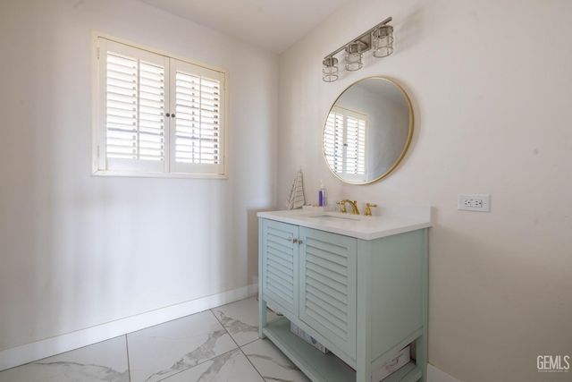 4808 Panorama Drive, Bakersfield, CA 93306