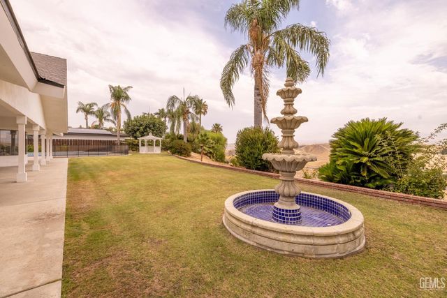 4808 Panorama Drive, Bakersfield, CA 93306