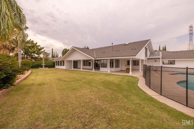 4808 Panorama Drive, Bakersfield, CA 93306