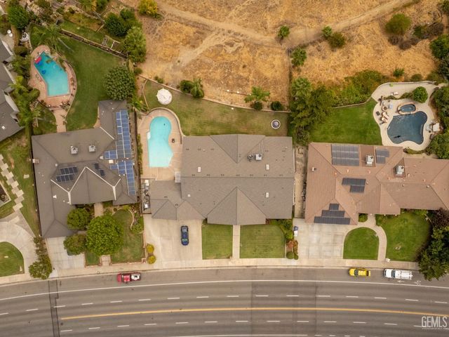 4808 Panorama Drive, Bakersfield, CA 93306