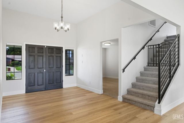 4808 Panorama Drive, Bakersfield, CA 93306