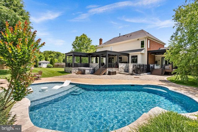 22043 WATER RUN CT, Ashburn, VA 20148