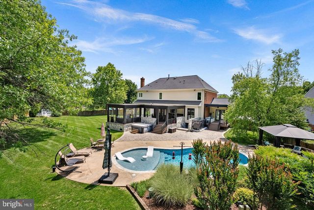 22043 WATER RUN CT, Ashburn, VA 20148