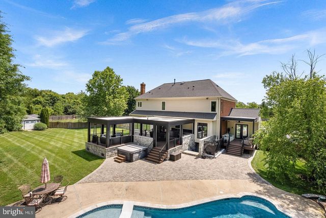 22043 WATER RUN CT, Ashburn, VA 20148