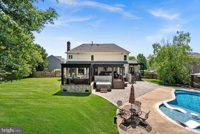 22043 WATER RUN CT, Ashburn, VA 20148