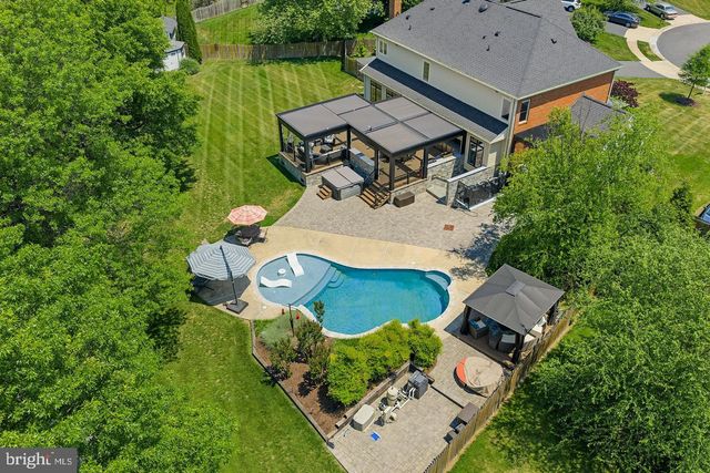 22043 WATER RUN CT, Ashburn, VA 20148