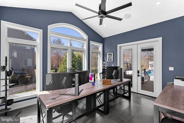 22043 WATER RUN CT, Ashburn, VA 20148