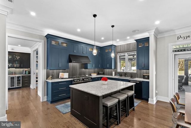 22043 WATER RUN CT, Ashburn, VA 20148