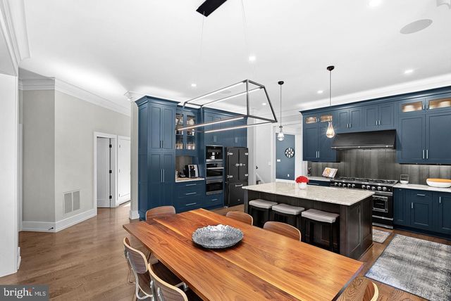 22043 WATER RUN CT, Ashburn, VA 20148