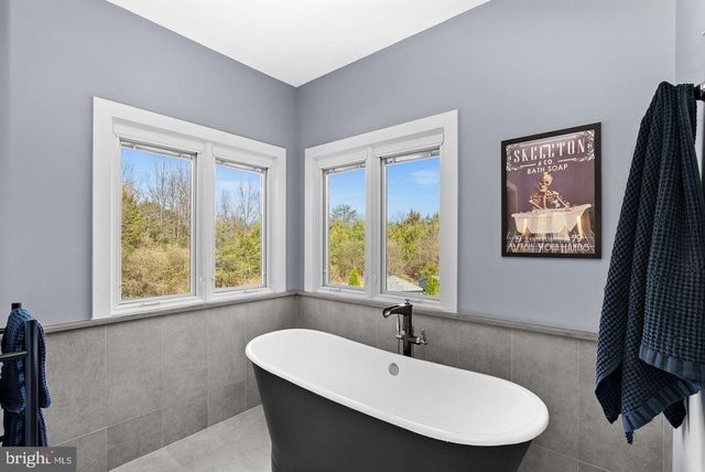 22043 WATER RUN CT, Ashburn, VA 20148