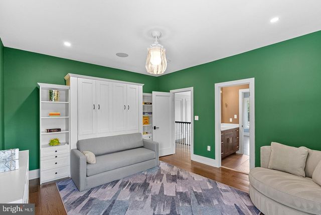 22043 WATER RUN CT, Ashburn, VA 20148