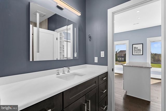 22043 WATER RUN CT, Ashburn, VA 20148
