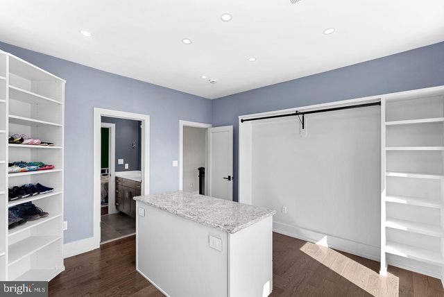 22043 WATER RUN CT, Ashburn, VA 20148