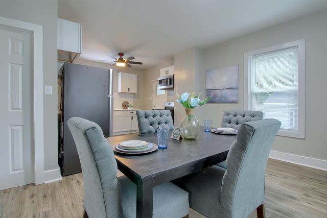 609 W Biddle Street, Jackson, MI 49203