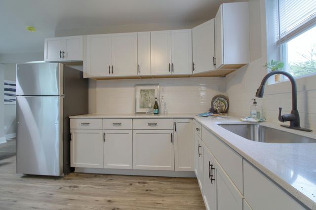 609 W Biddle Street, Jackson, MI 49203