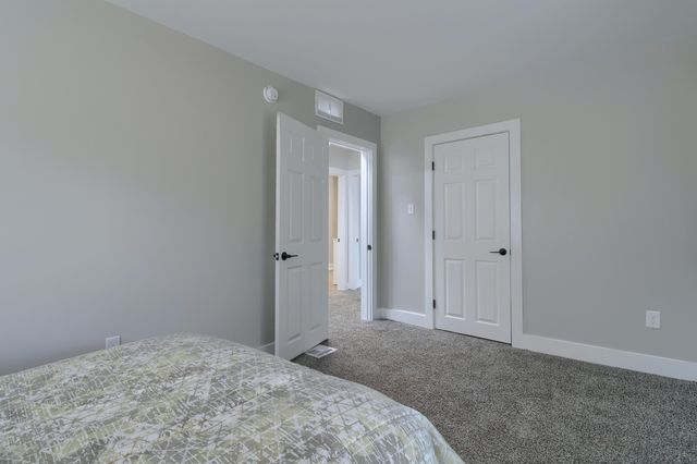 609 W Biddle Street, Jackson, MI 49203