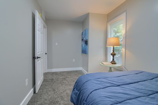 609 W Biddle Street, Jackson, MI 49203