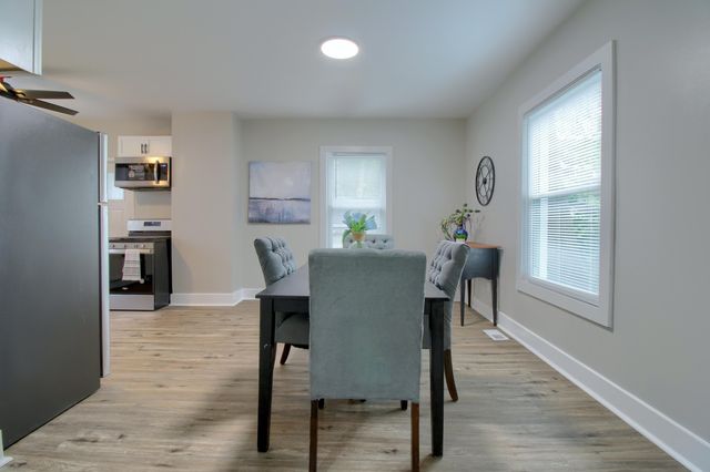 609 W Biddle Street, Jackson, MI 49203