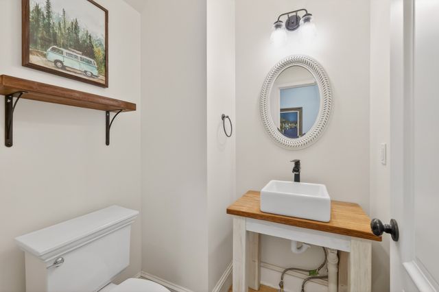 1089 Old Williamsport Pike, Columbia, TN 38401