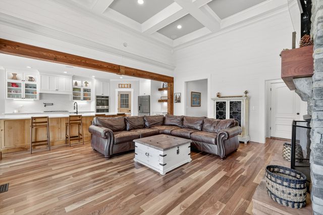 1089 Old Williamsport Pike, Columbia, TN 38401