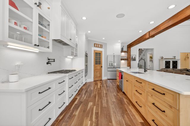 1089 Old Williamsport Pike, Columbia, TN 38401