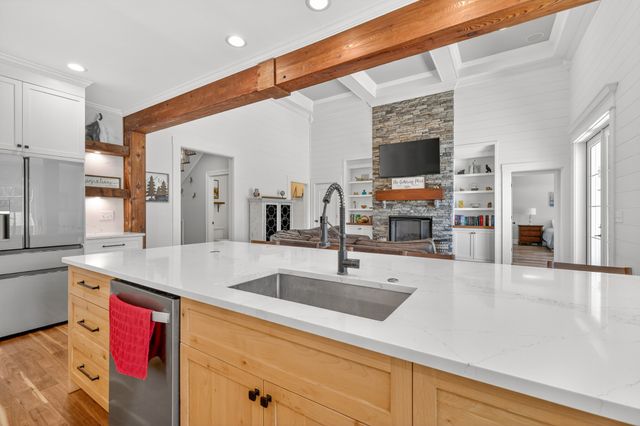 1089 Old Williamsport Pike, Columbia, TN 38401