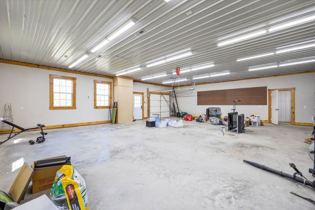 1089 Old Williamsport Pike, Columbia, TN 38401