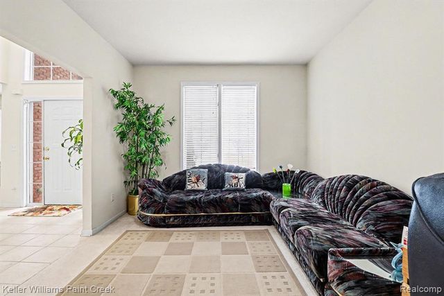 19573 Potomac Drive, Macomb, MI 48044