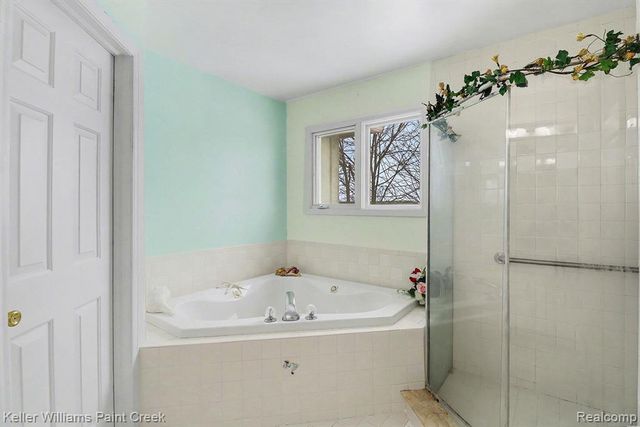 19573 Potomac Drive, Macomb, MI 48044