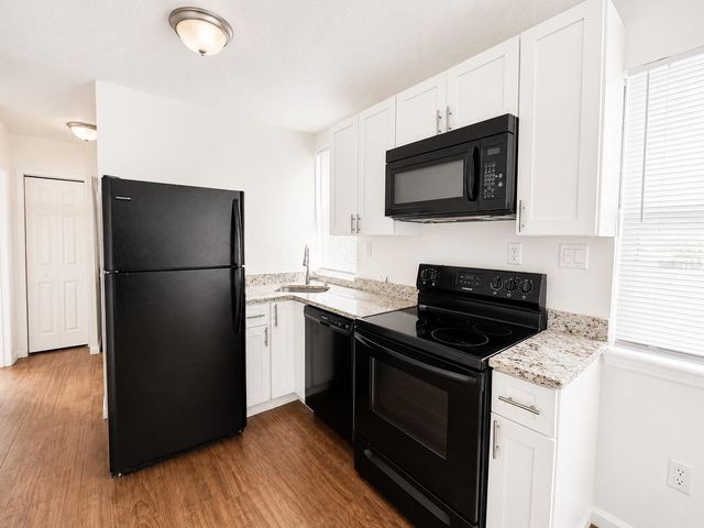 113 AVENUE C SE, Winter Haven, FL 33880