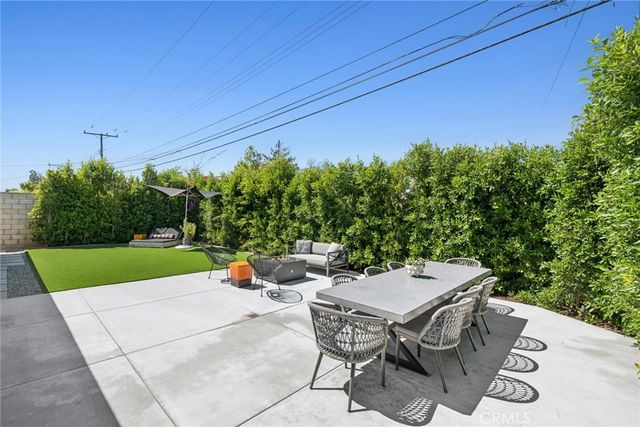 304 Hanover, Costa Mesa, CA 92626