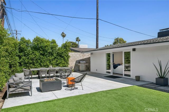 304 Hanover, Costa Mesa, CA 92626