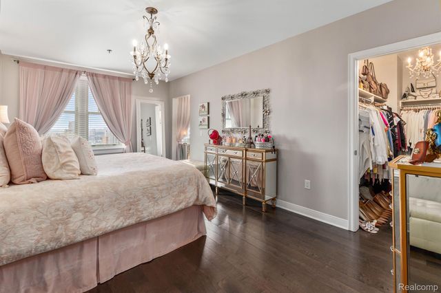 525 W Lafayette Boulevard 16B, Detroit, MI 48226