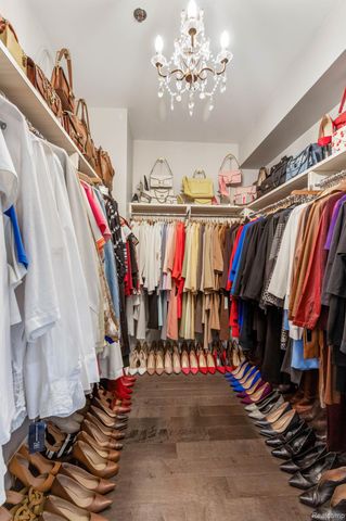 525 W Lafayette Boulevard 16B, Detroit, MI 48226