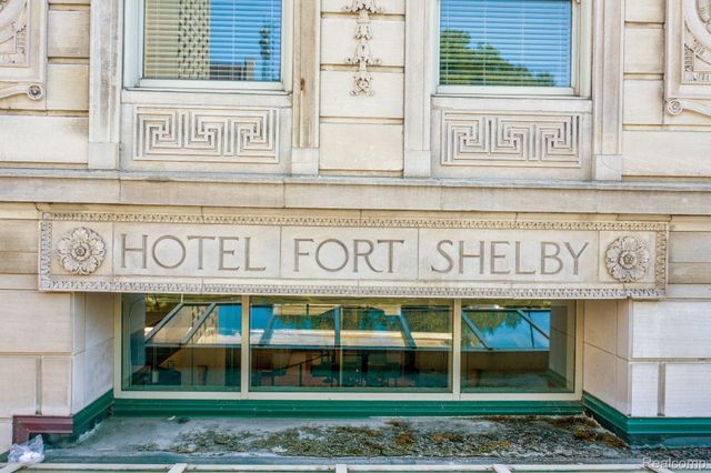 525 W Lafayette Boulevard 16B, Detroit, MI 48226