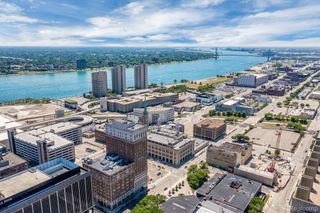 525 W Lafayette Boulevard 16B, Detroit, MI 48226