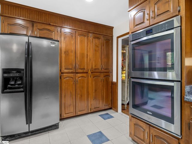 410 Thornhill Drive, Spartanburg, SC 29301