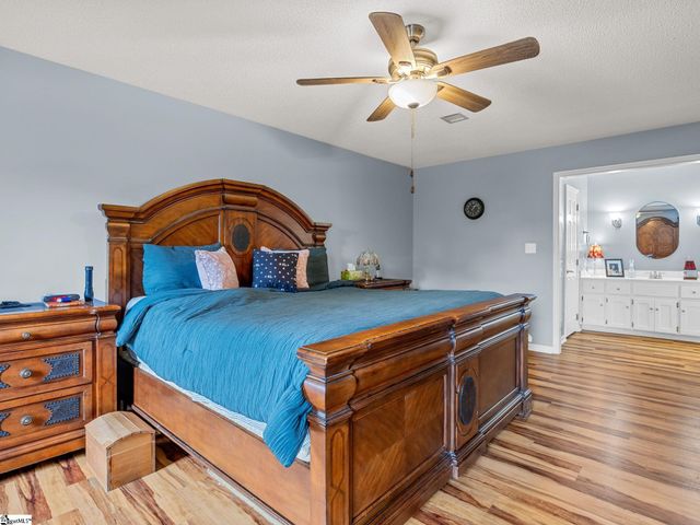 410 Thornhill Drive, Spartanburg, SC 29301