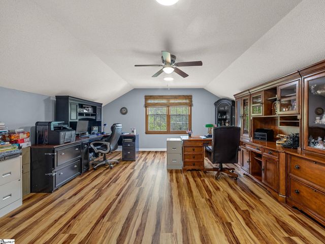 410 Thornhill Drive, Spartanburg, SC 29301