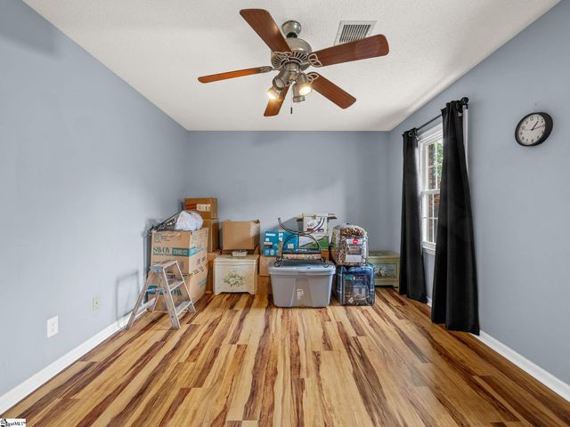 410 Thornhill Drive, Spartanburg, SC 29301