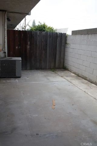 1501 E Carson 7, Carson, CA 90745