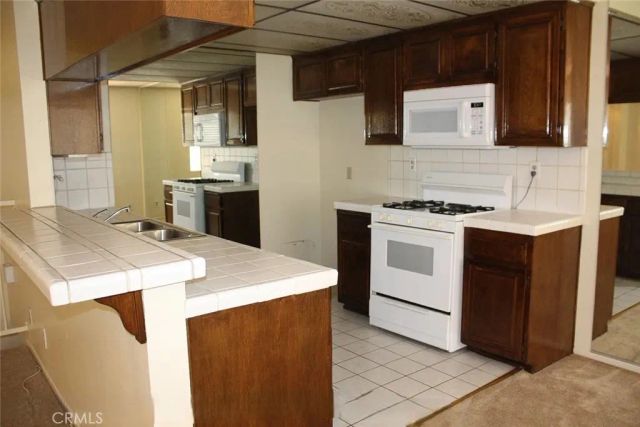 1501 E Carson 7, Carson, CA 90745