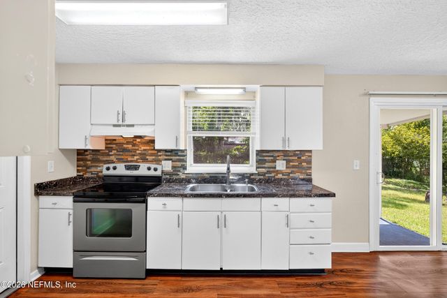 428 NEPTUNE Road, Orange Park, FL 32073