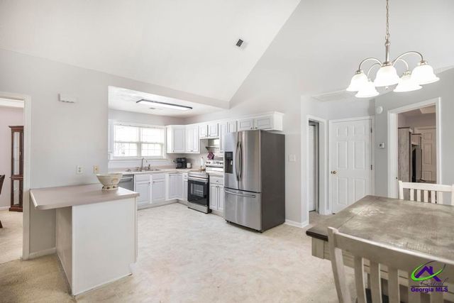 99 Duke Lane, Kathleen, GA 31047