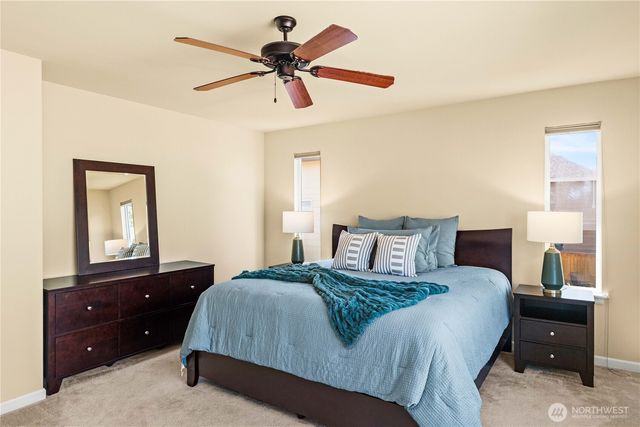 27217 104th Avenue SE, Kent, WA 98030