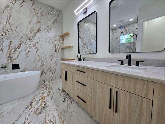 2506 W ARCH STREET, Tampa, FL 33607